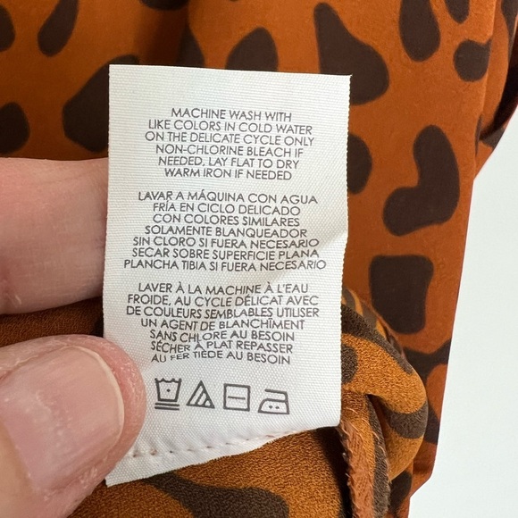 Cabi cheetah print Replay top Size M - Picture 8 of 9